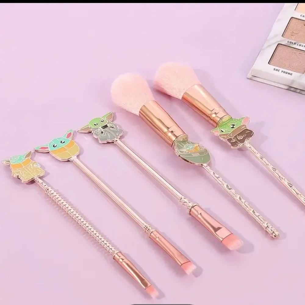 Star Wars Baby Yoda Makeup Brush Set, Star Wars Makeup Brushes, Yoda Brushes